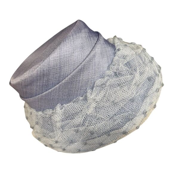 Vintage hat Elegant Blue and White Women's Hat - Picture 5 of 9